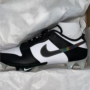 Men’s size 8.5 never worn panda dunk cleats brand new